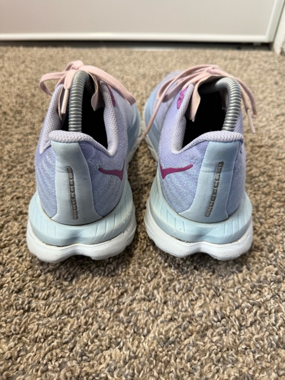 HOKA one one mach 5 Lavender Running Shoes with Pink Accents - Picture 4 of 6